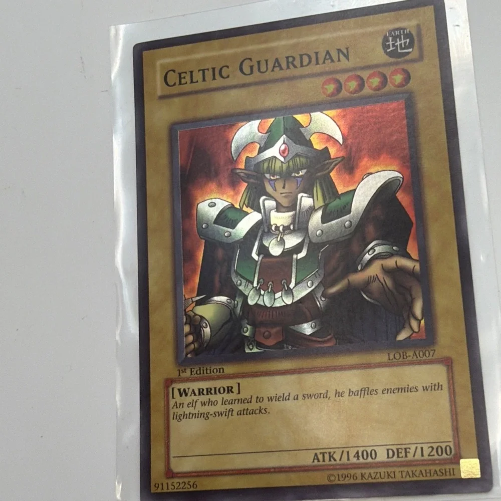 Yu-Gi-Oh! Celtic Guardian LOB-A007 Super Rare 1st Edition Exactly as Seen